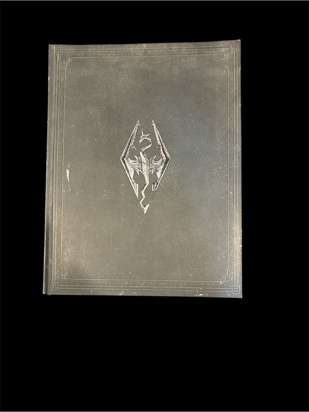 Elder Scrolls- Skyrim collectors art book